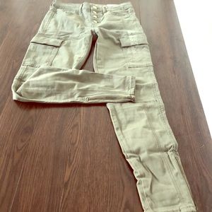 American Eagle Hi-Rise Jegging
